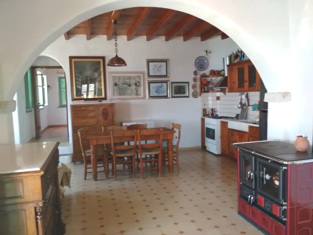 Livingroom with kitchen